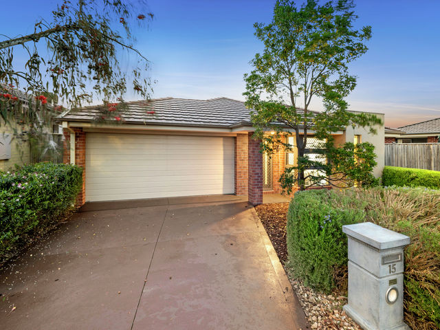 15 Shikra Place Doreen