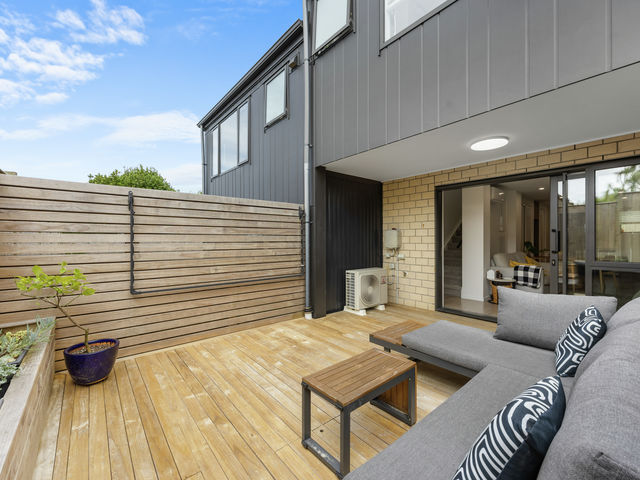 12D Pooley Street Pakuranga Heights