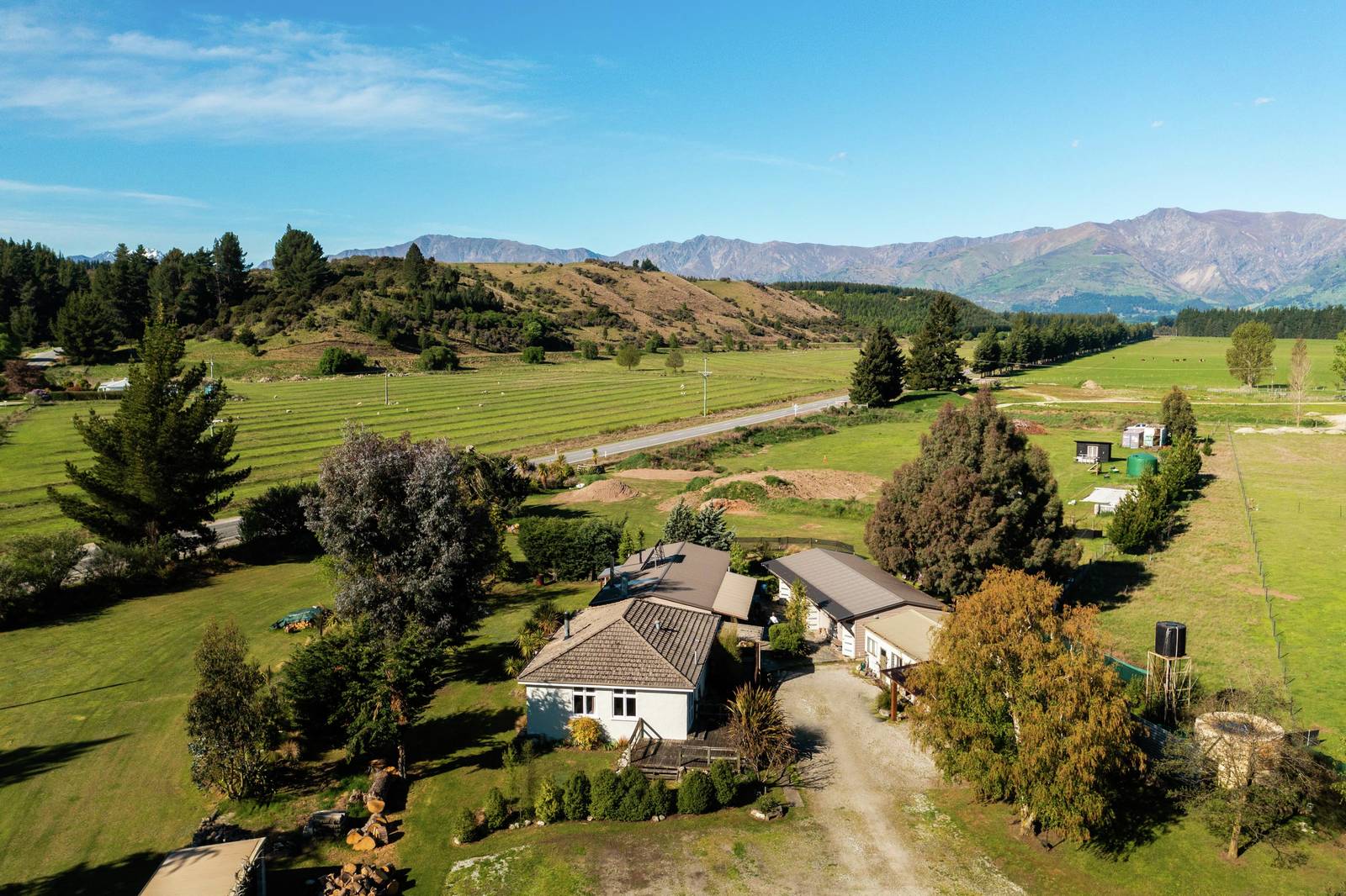 654 Lake Hawea-Albert Town Road, Albert Town , Wanaka - 7 Bed House ...