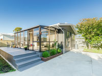 photo property thumbnail