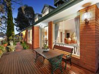 photo property thumbnail