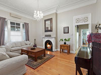 photo property thumbnail