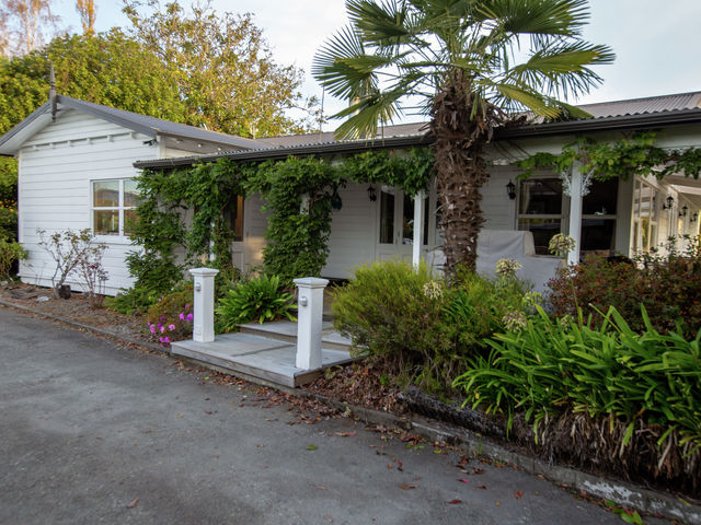 132 Whitby Road Wakefield