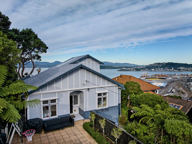 32 Upper Watt Street Wadestown