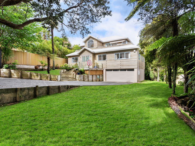 16 Aldersgate Road Hillsborough