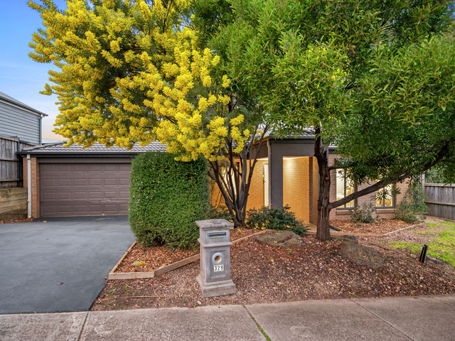 329 Flaxen Hills Road Doreen