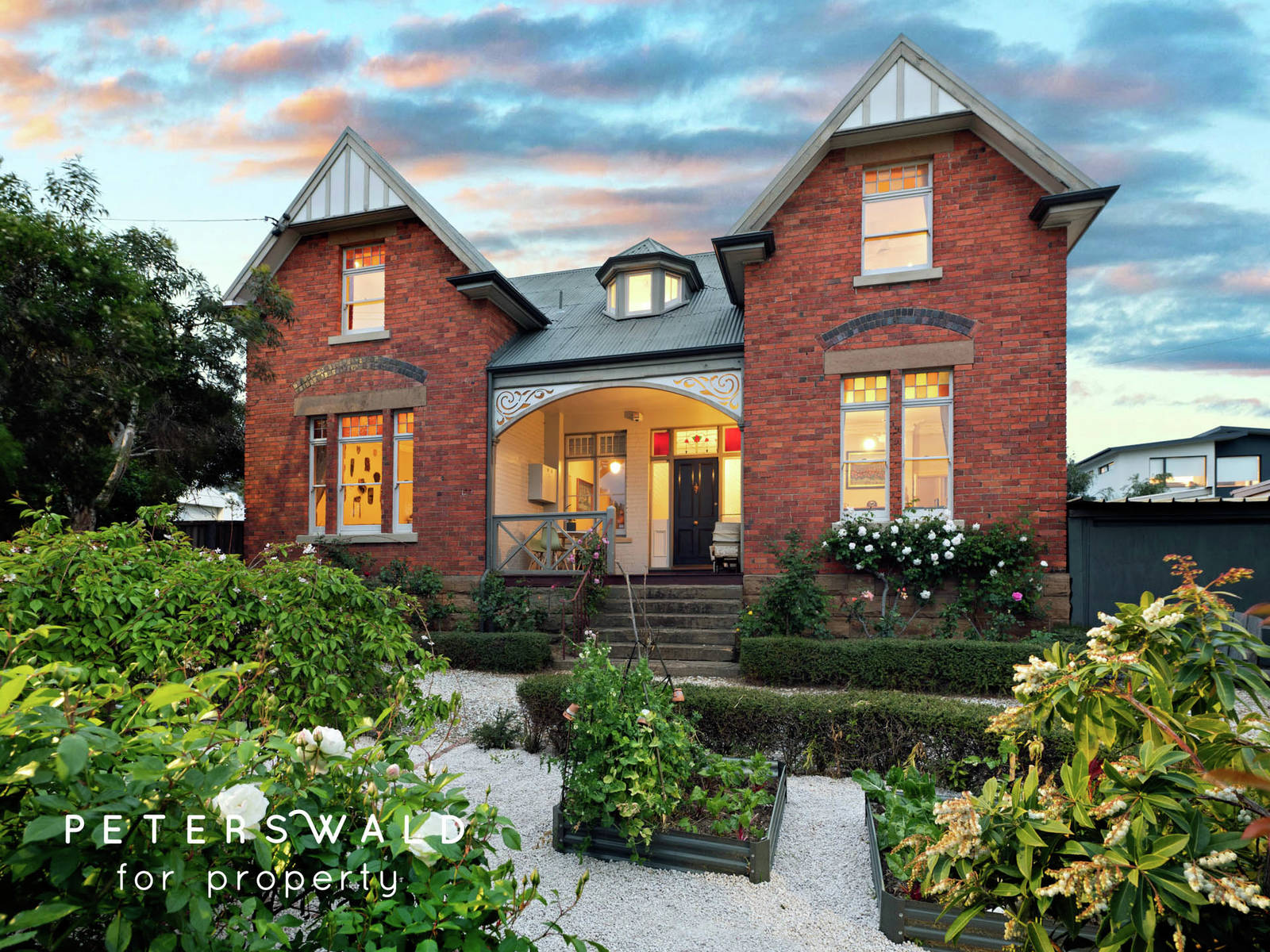 8991 Cambridge Road, Bellerive 5 Bed House Sale by Set Date