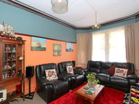 photo property thumbnail