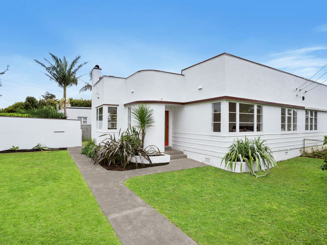 2 Wainui Avenue Point Chevalier