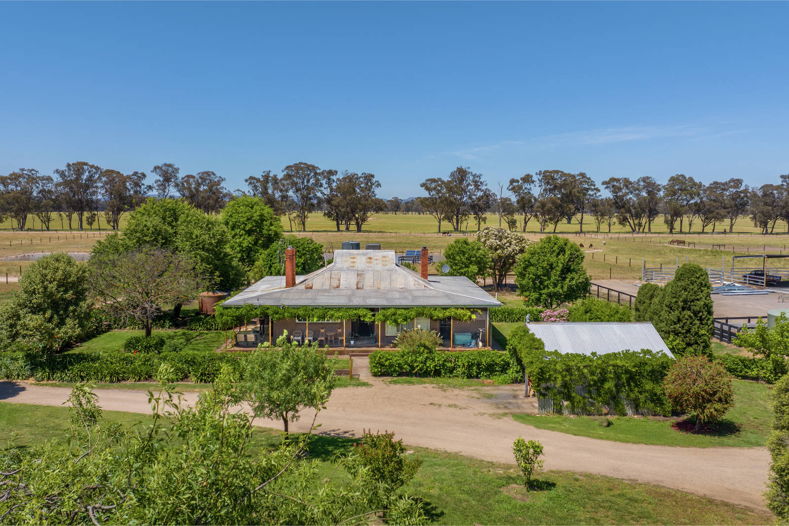 619 LongwoodPranjip Road, Longwood 4 Bed Rural For Sale