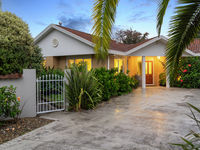 photo property thumbnail