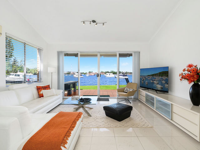 10/45-49 Pellisier Road Putney
