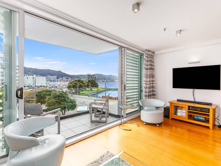 13/74 Oriental Parade Oriental Bay