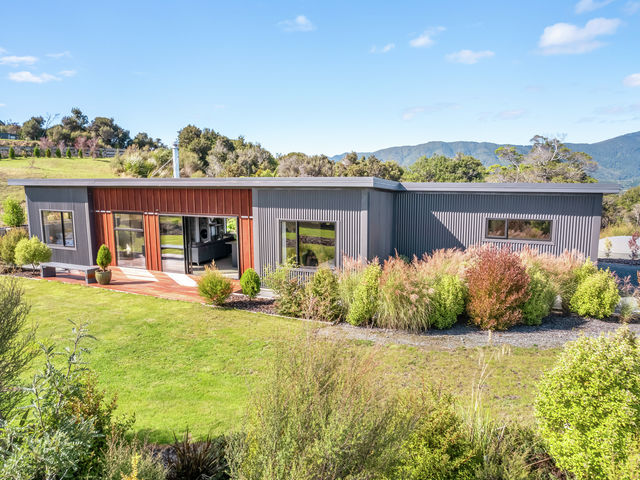 260 Fairview Drive Akatarawa Valley