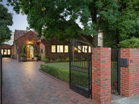 photo property thumbnail