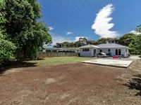 photo property thumbnail