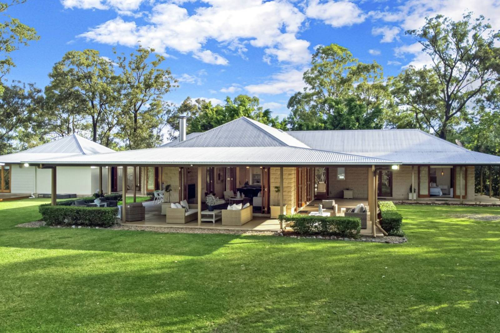 300 Old Farm Road Pullenvale, Pullenvale - 5 Bed House - For Sale