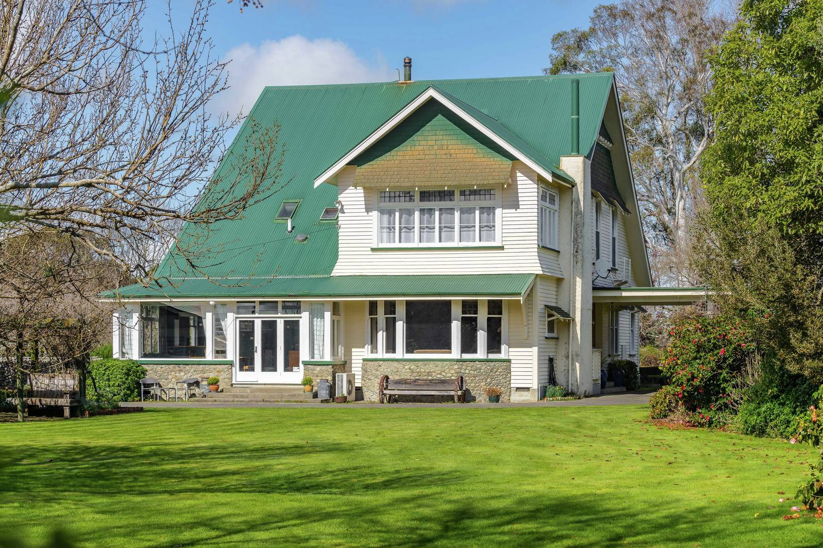 372 Upper Plain Road, Masterton 5 Bed Lot Private Treaty