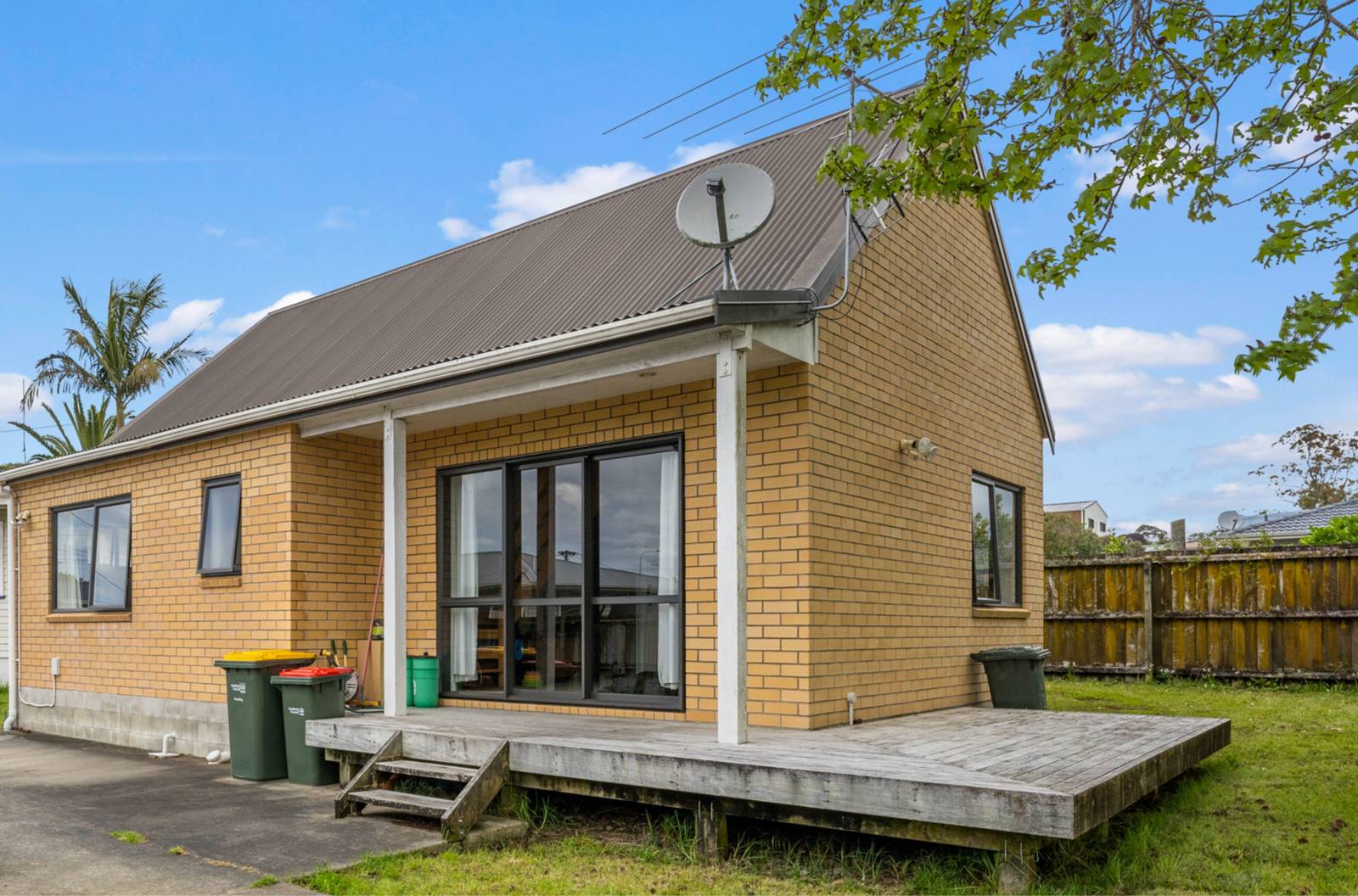 1/220 Birkdale Road, Birkdale 2 Bed House For Sale