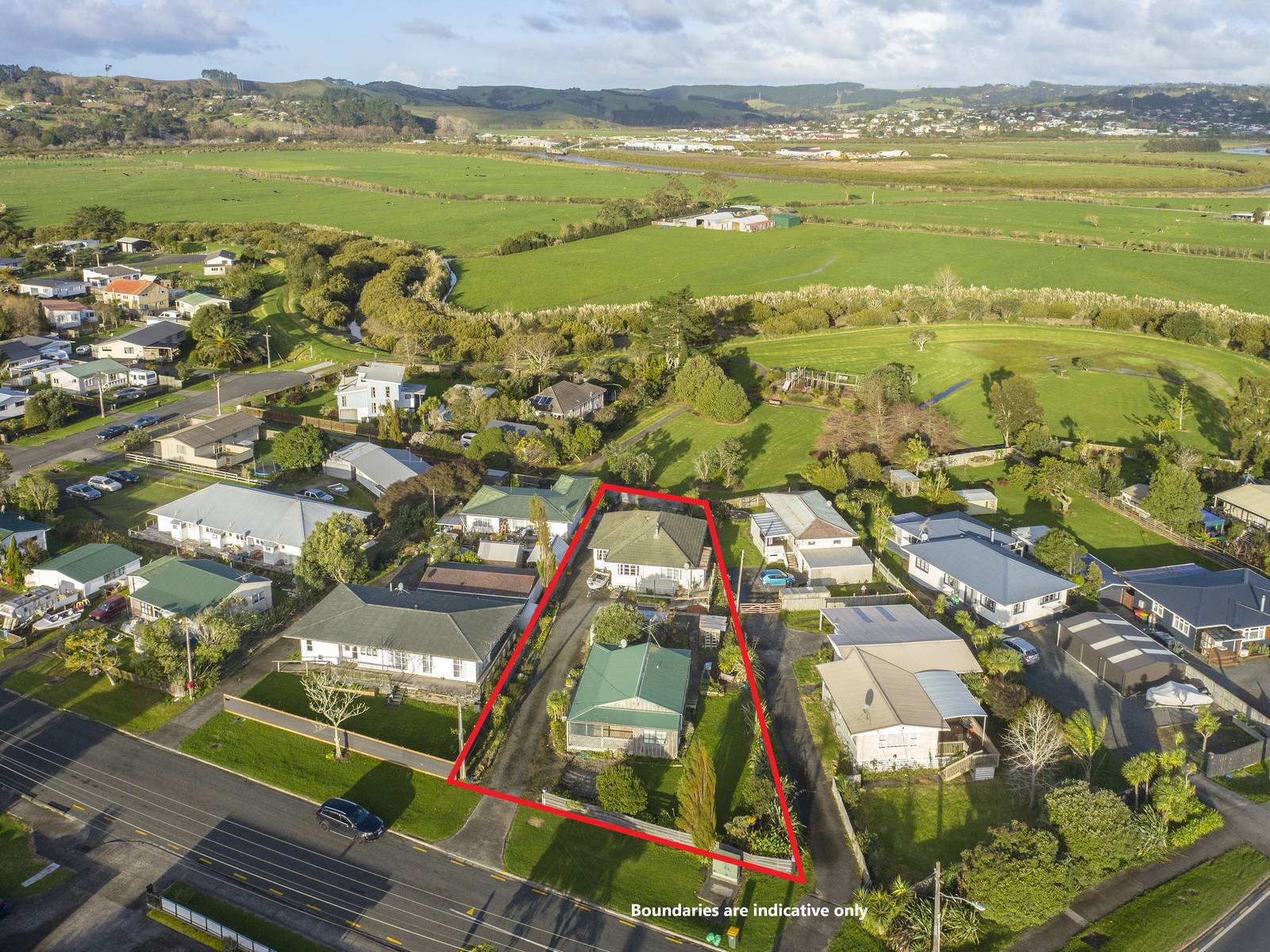 2 Waiwera Avenue Parakai, Helensville 5 Bed House Private Sale
