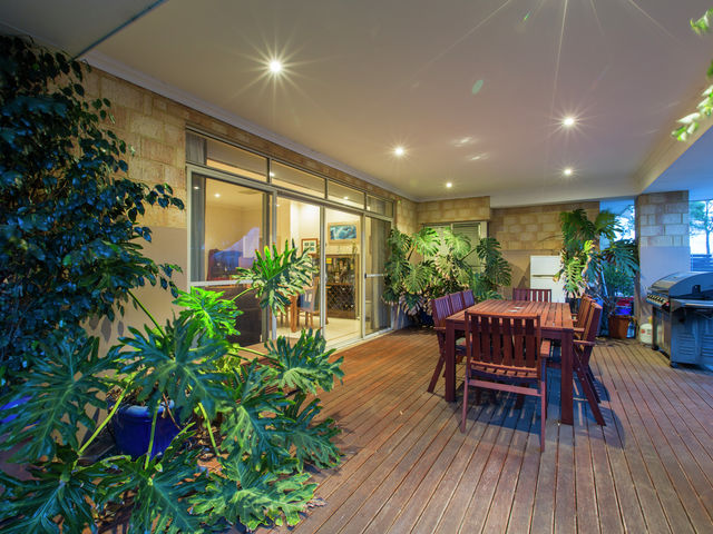 16 Miltona Drive SECRET HARBOUR