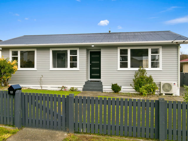 18 Castlerea Street Wainuiomata