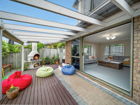 photo property thumbnail