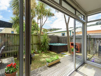 photo property thumbnail