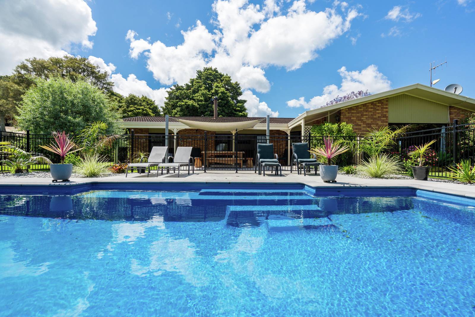 1521 PaparoaOakleigh Road, Whangarei Surrounds 3 Bed Rural Auction