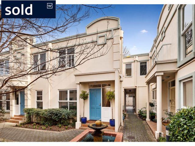 8/14 Waterloo Street Carlton
