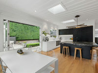 photo property thumbnail