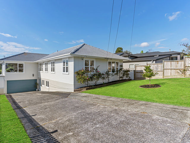 25 Olsen Avenue Hillsborough