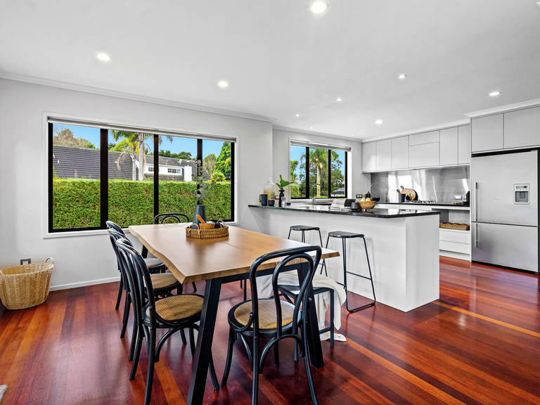 98b Western Hills Drive Kensington