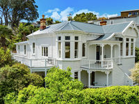 photo property thumbnail