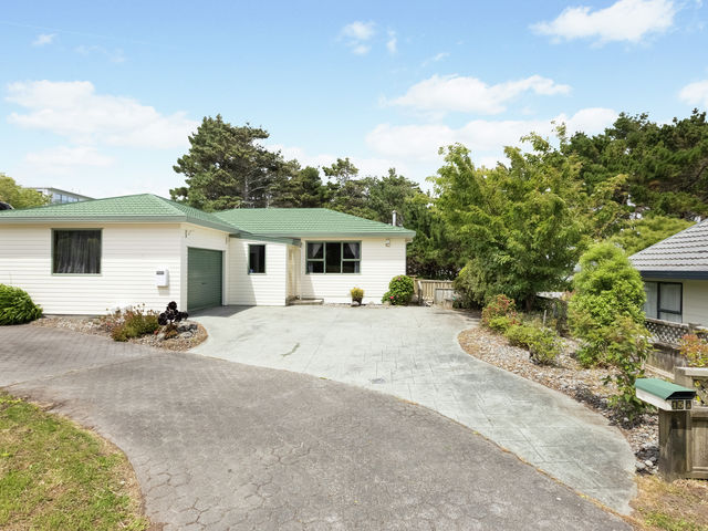 15a Fernwood Court Woodridge