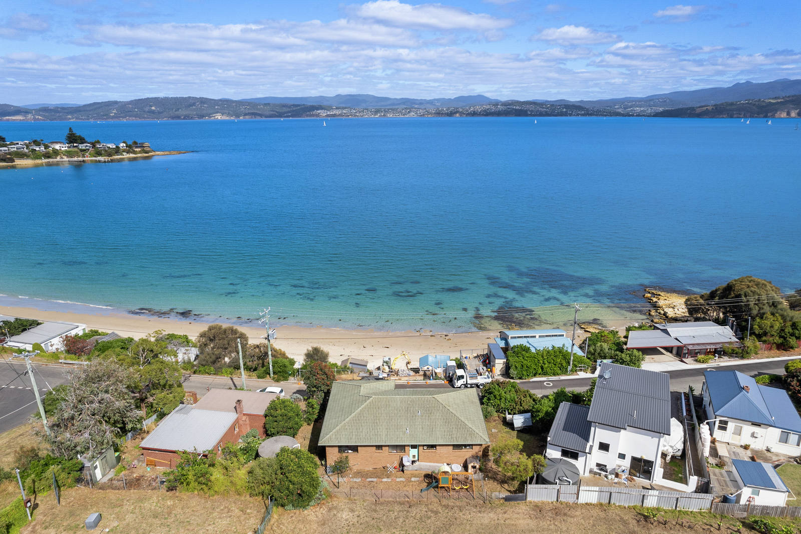 8183 Spitfarm Road, Opossum Bay