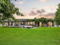 photo property thumbnail