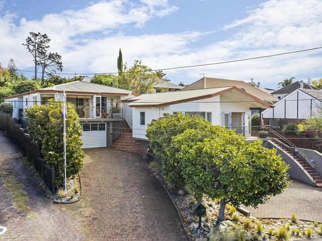 42 Glenfern Road Mellons Bay