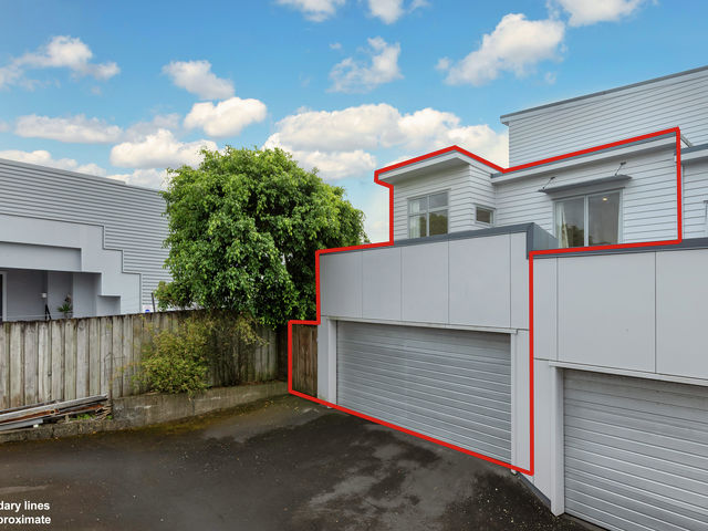8/3 Wagener Place Mount Albert