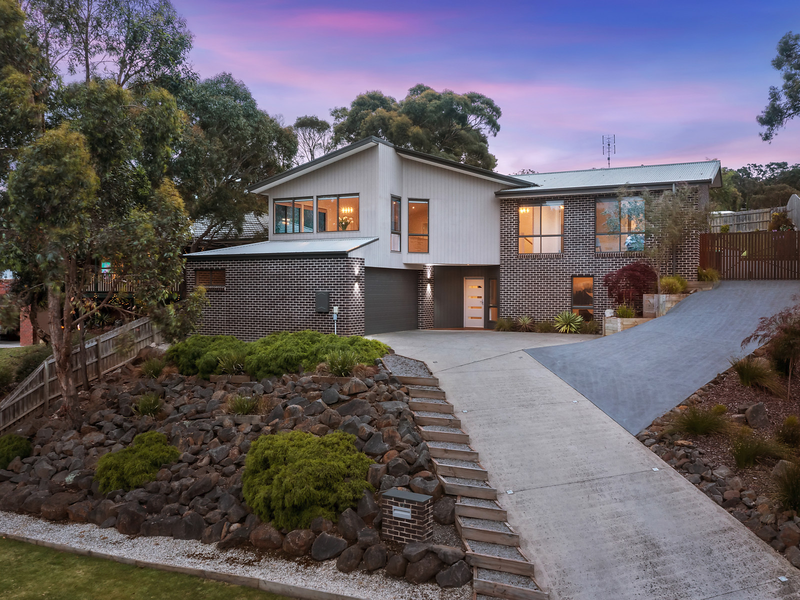 52 Darriwell Drive, Mount Helen - 3 Bed House - Private Treaty