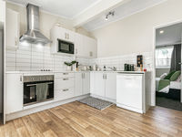 photo property thumbnail