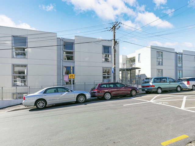 4/27 Hanson Street Mount Cook