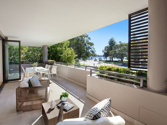2/675 New South Head Road Rose Bay