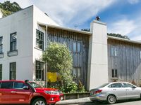 photo property thumbnail