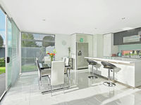 photo property thumbnail