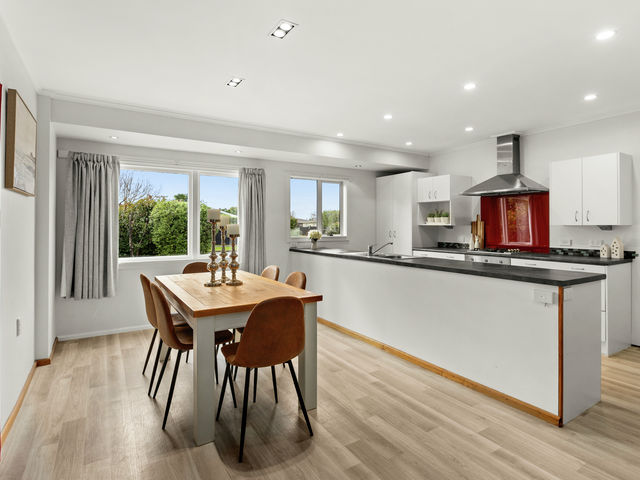 47 Wycliffe Street Onekawa