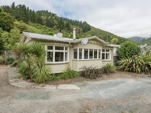 71A Brook Street The Brook