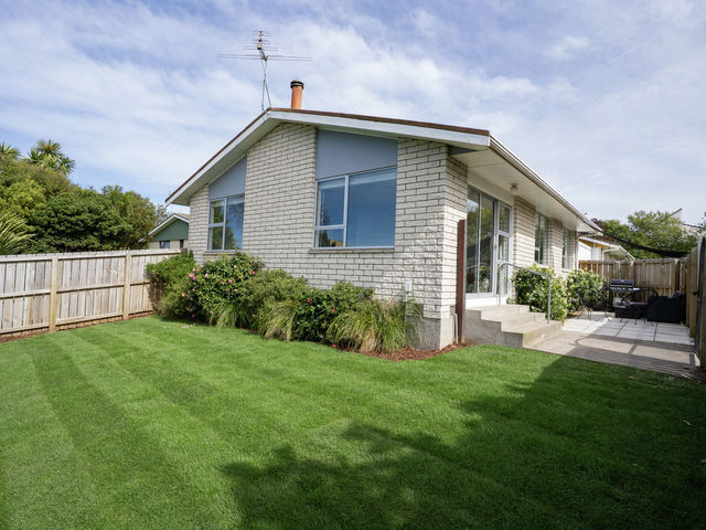 6a Millstream Drive Lincoln