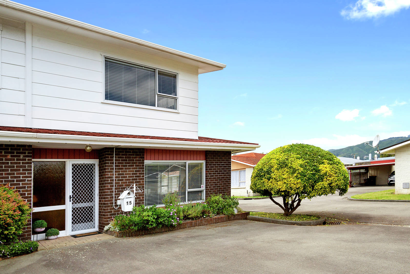 15-790-high-street-boulcott-2-bed-unit-private-treaty