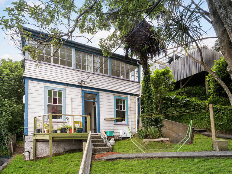 9 Mortimer Terrace Aro Valley